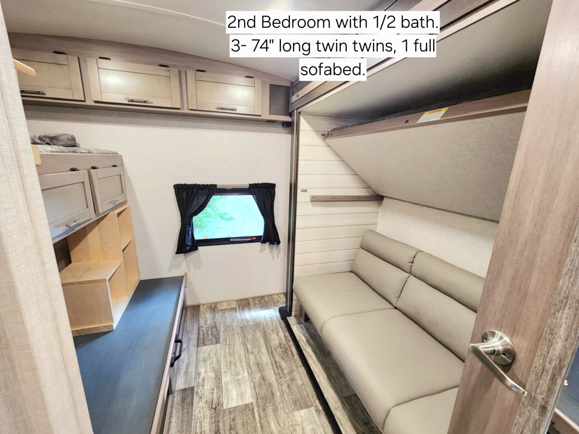 Expedition - 38 ft 2 Bedroom 1.5 bath Luxury 4 season Loaded Travel Trailer