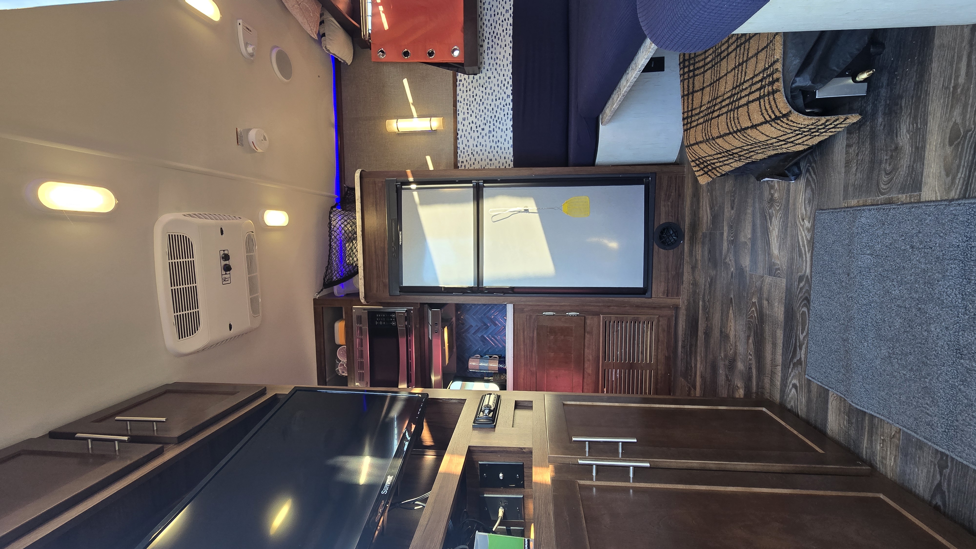 Camper image