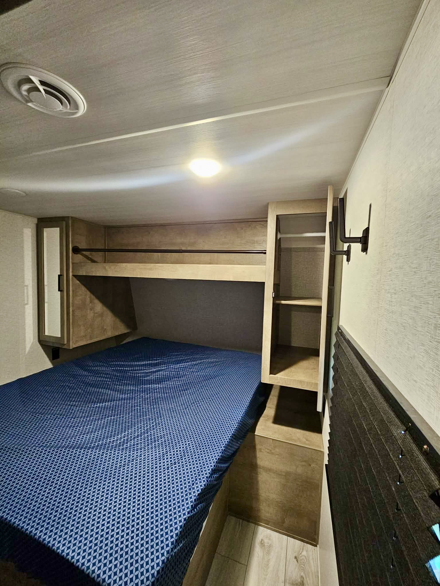 Camper image