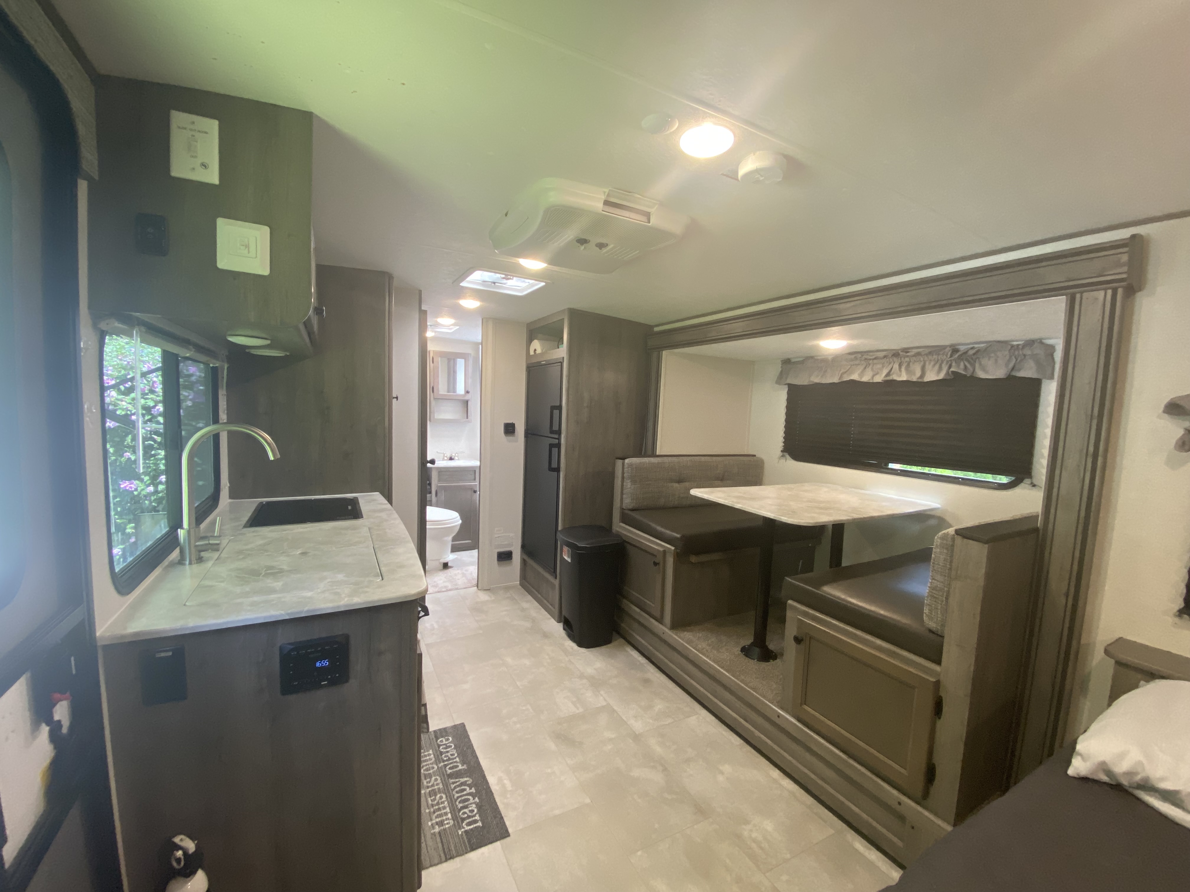 2021 Coachman Apex