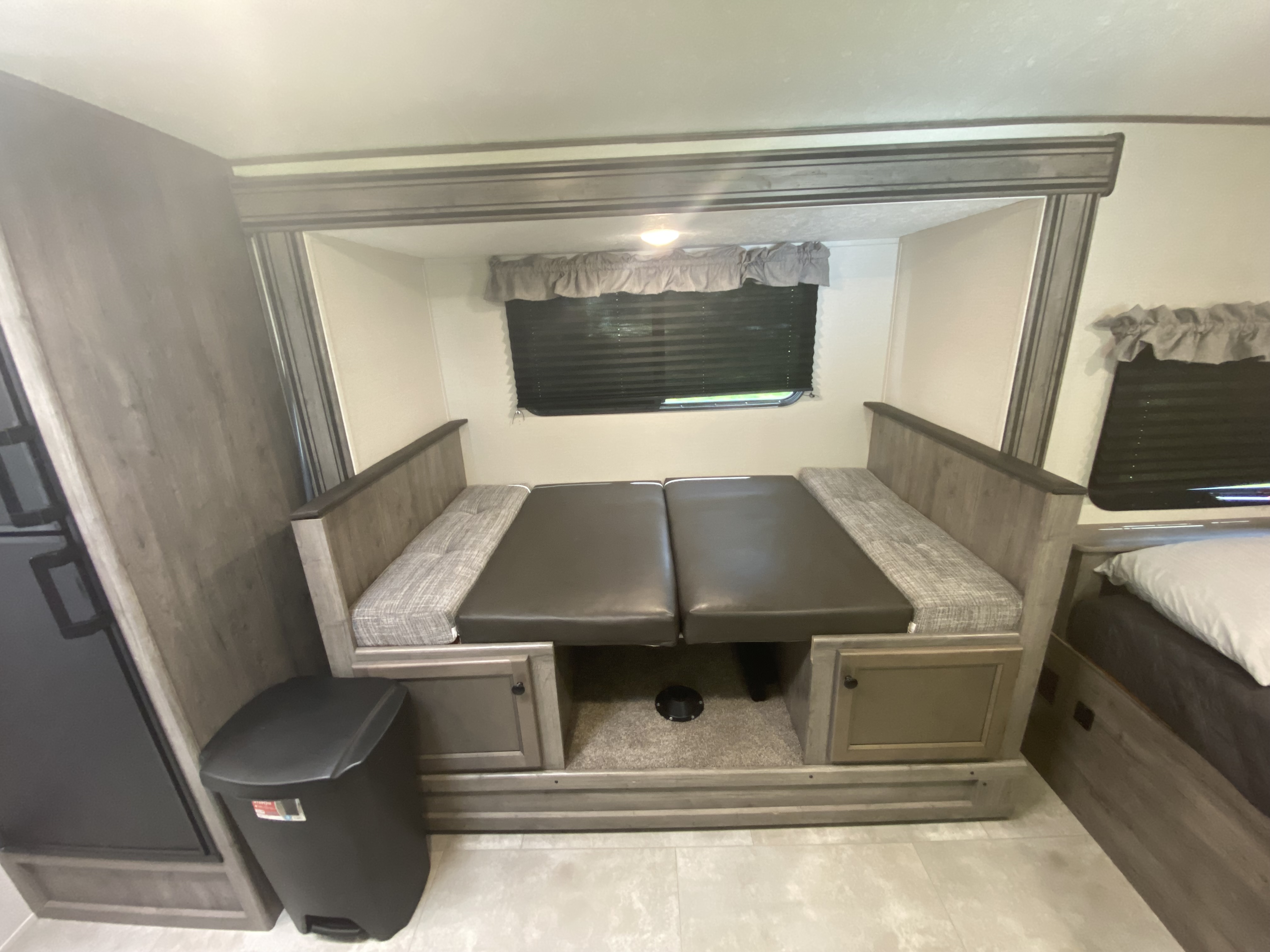 2021 Coachman Apex