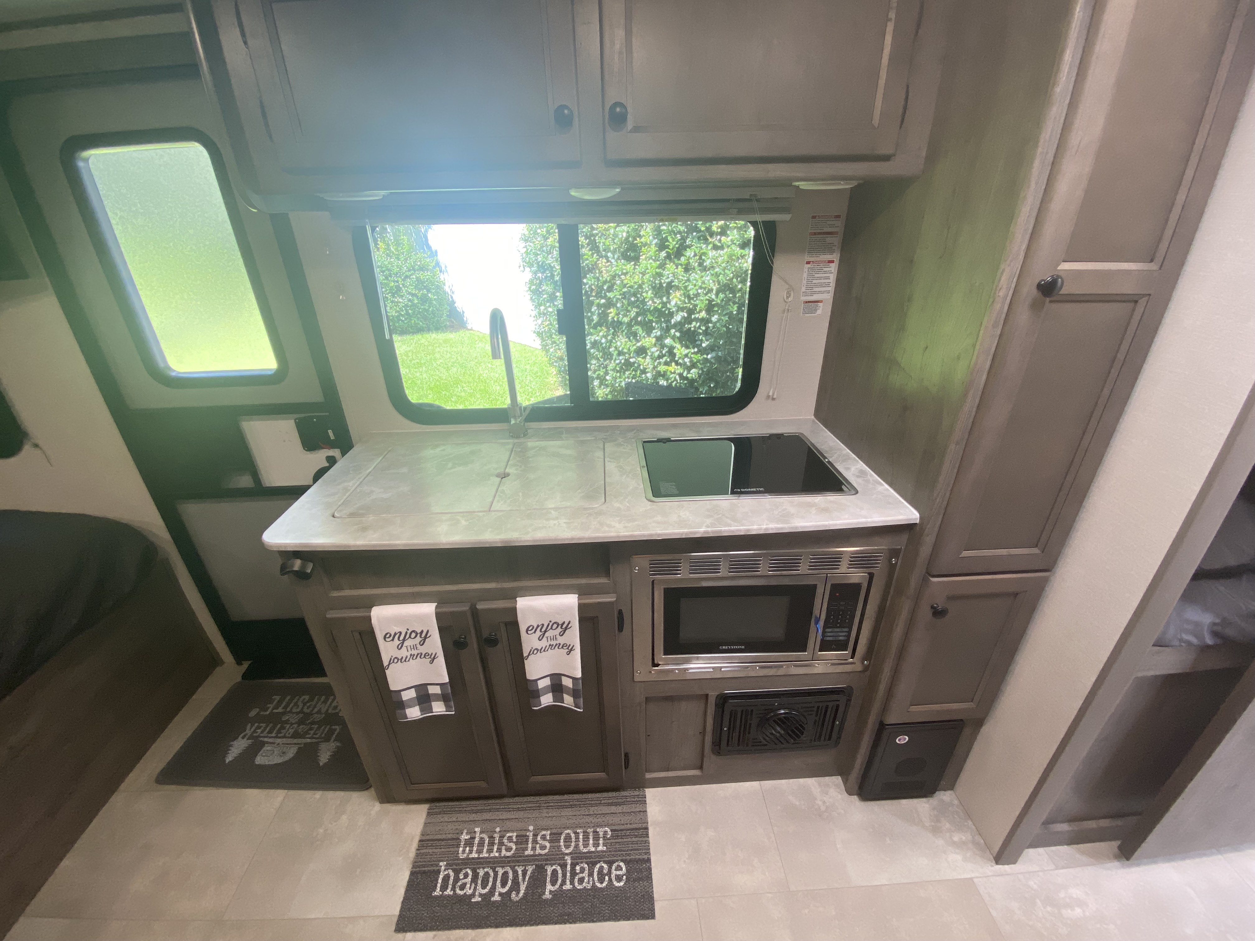2021 Coachman Apex