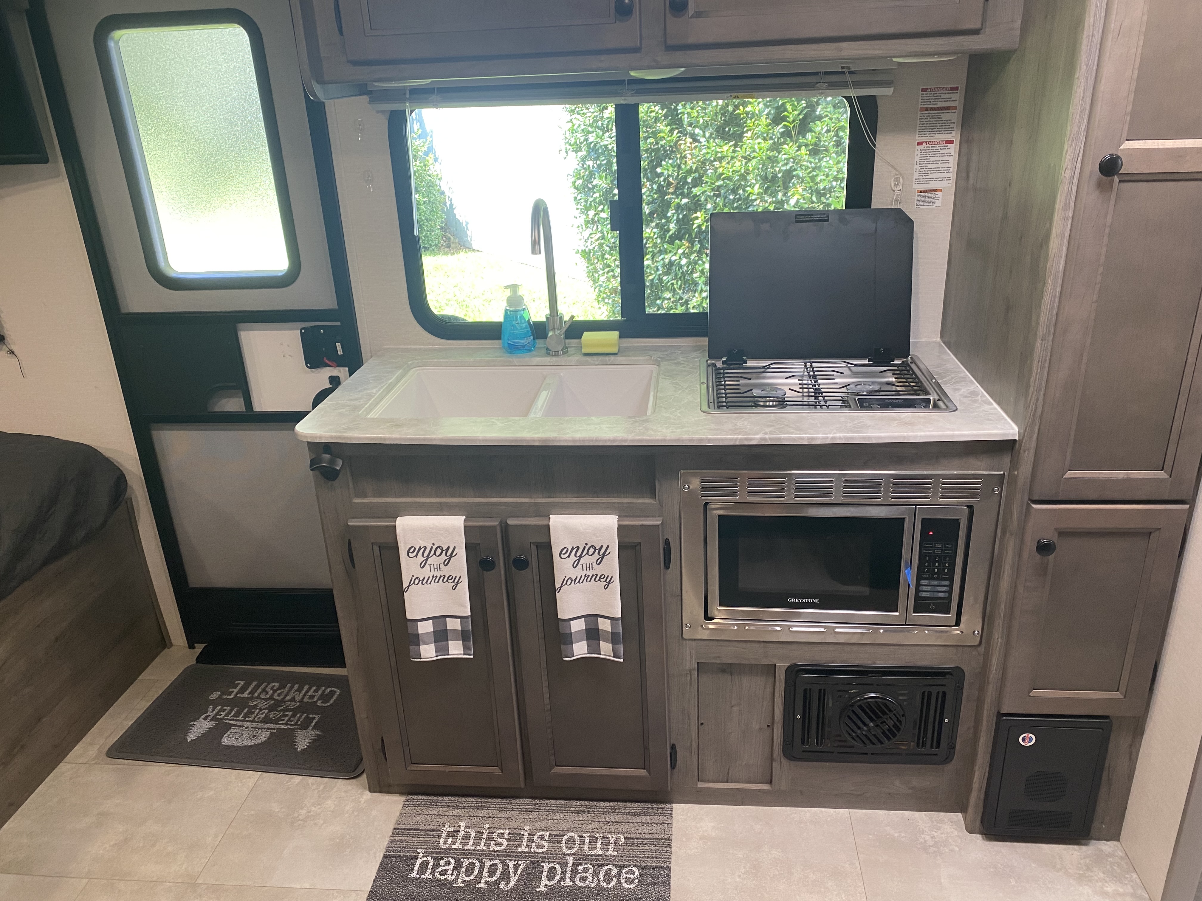 2021 Coachman Apex