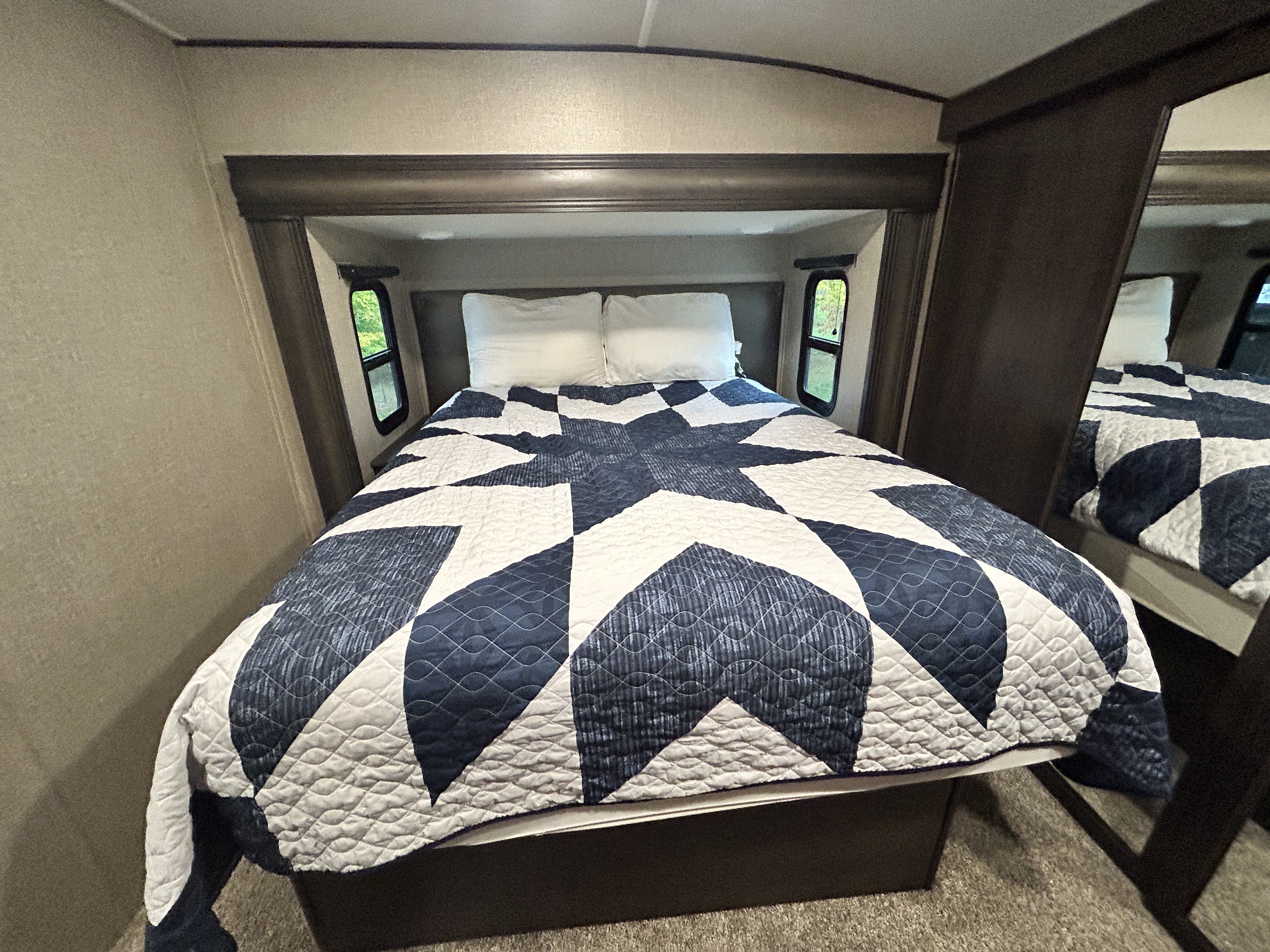 Camper image
