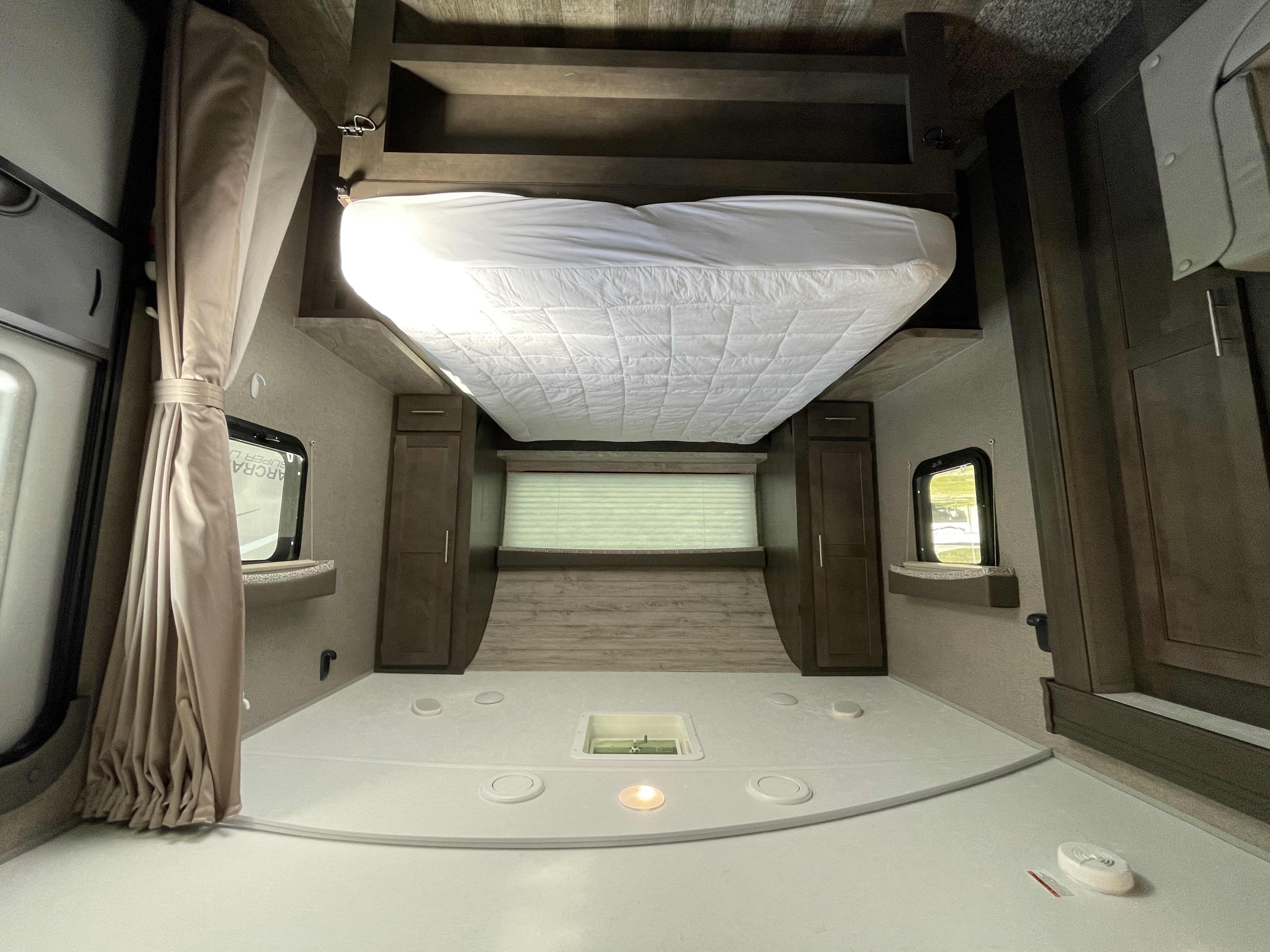 Camper image