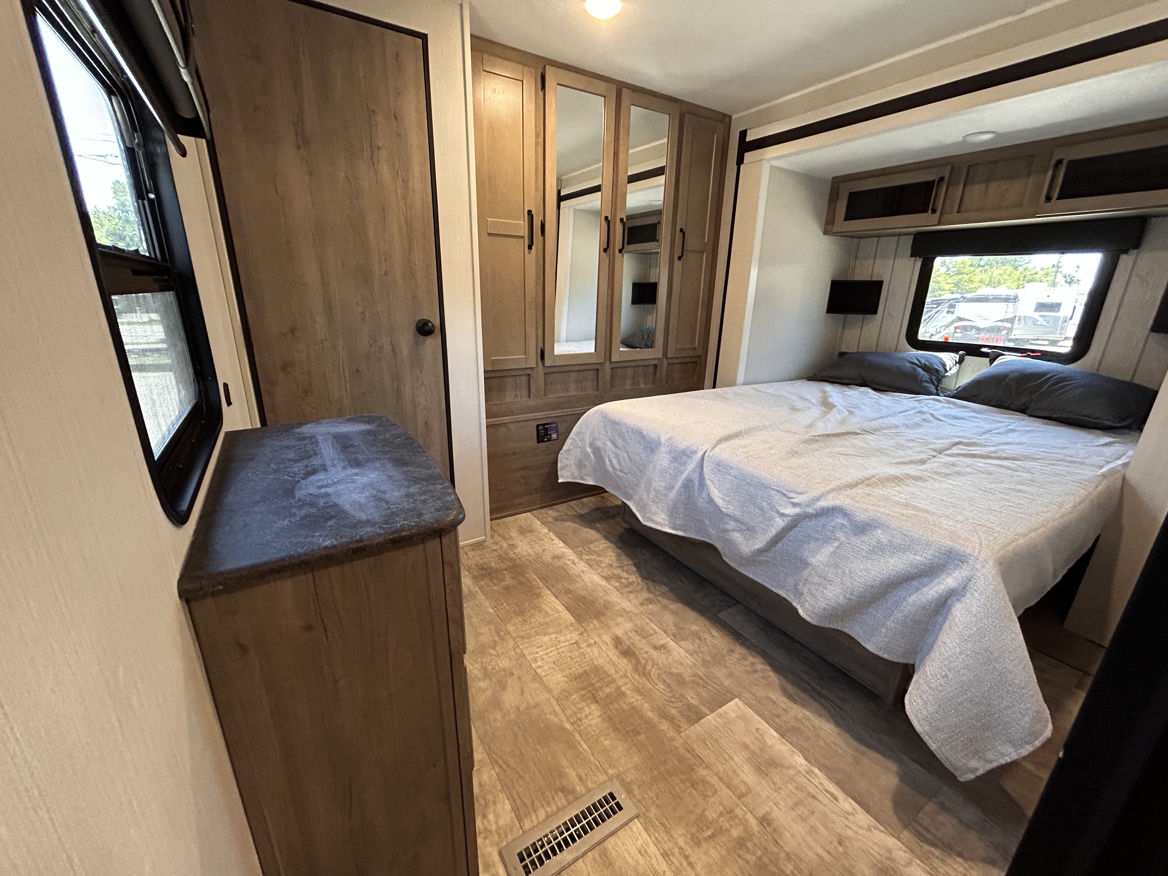 Camper image
