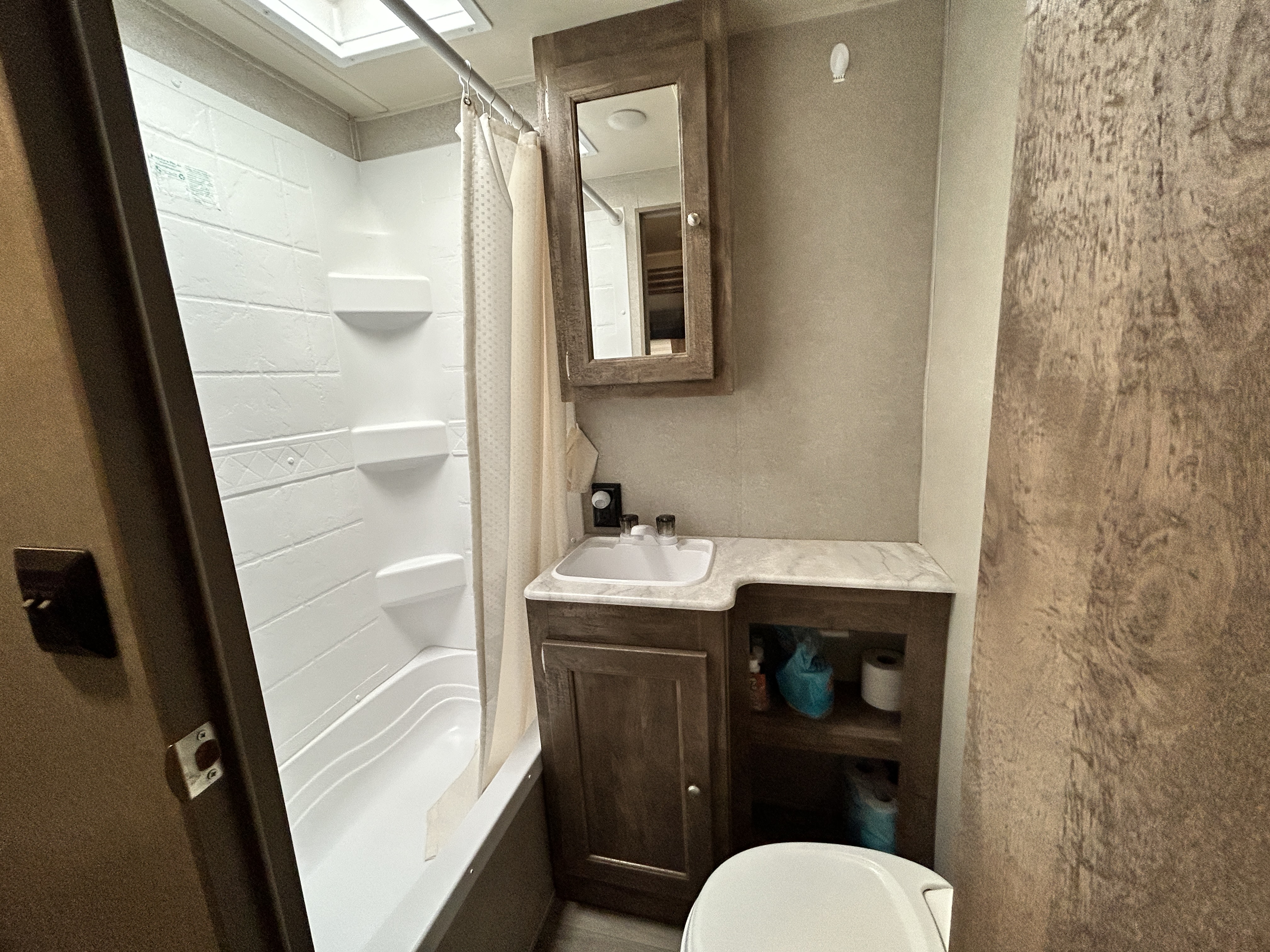 Camper image
